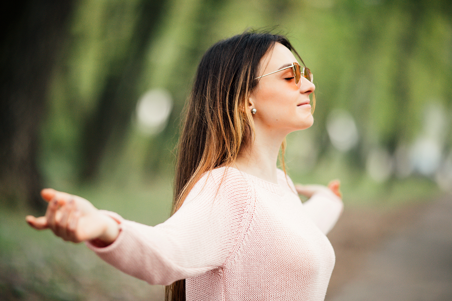 a slim and healthy woman celebrating springtime