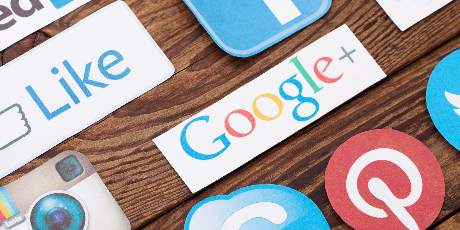 Social media labels, logos